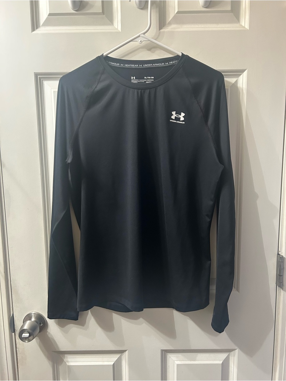 Under Armour women’s HeatGear Compression top X-Large